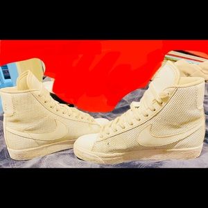 Vintage Nike size 5.5